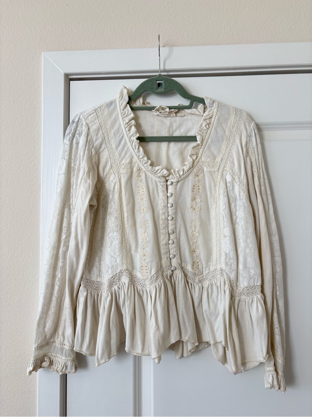 Anthropologie Forever That Girl Embroidered Lace Buttondown Blouse Size Large - Picture 4 of 8